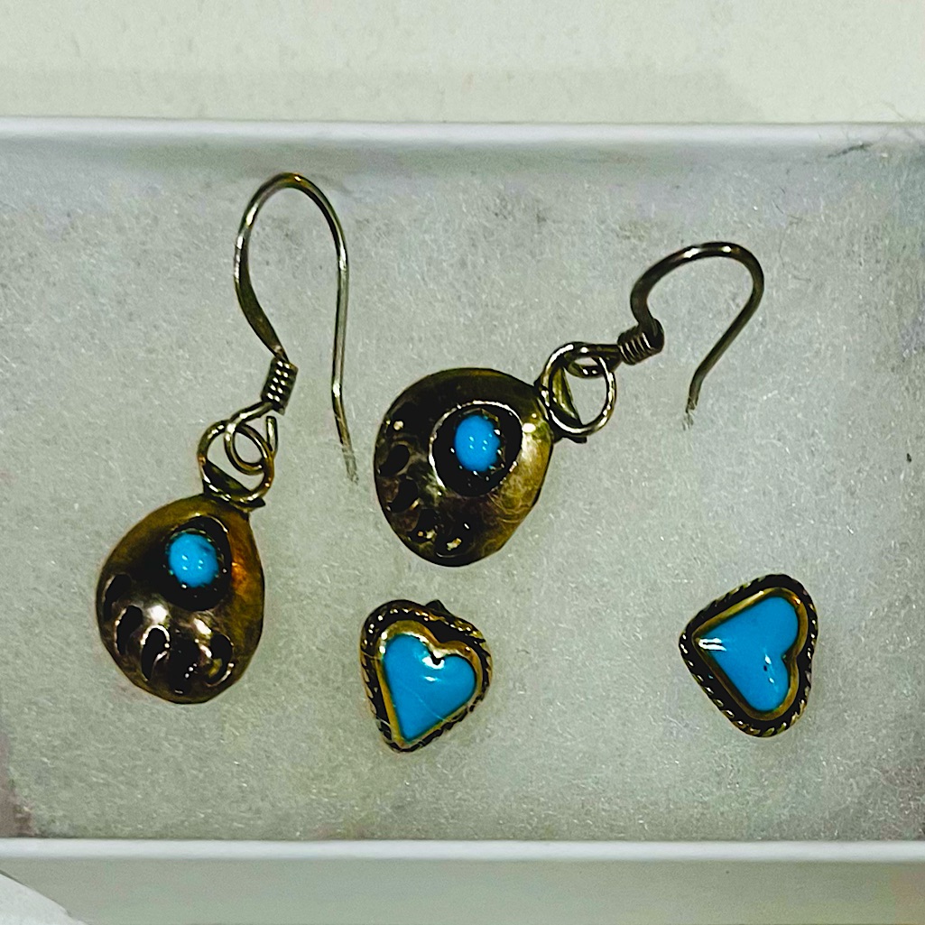 Vtg Sterling Silver Turquoise Bear Claw Navajo Turquoise Heart Earrings 925 52$